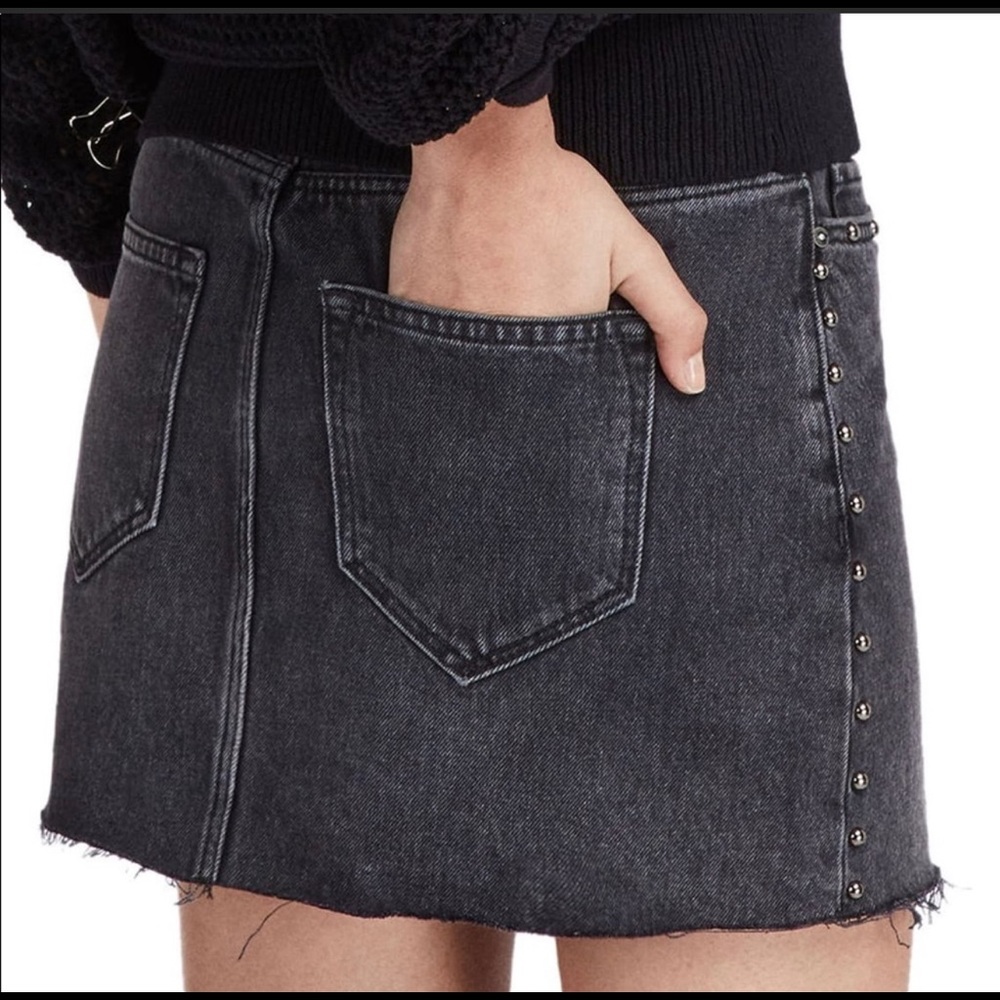 ALLSAINTS Black Raw Hem Studded Denim Mini Skirt Size US 6 - Picture 2 of 7